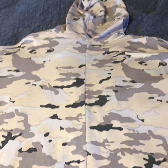 Top - Picture 6 of 6